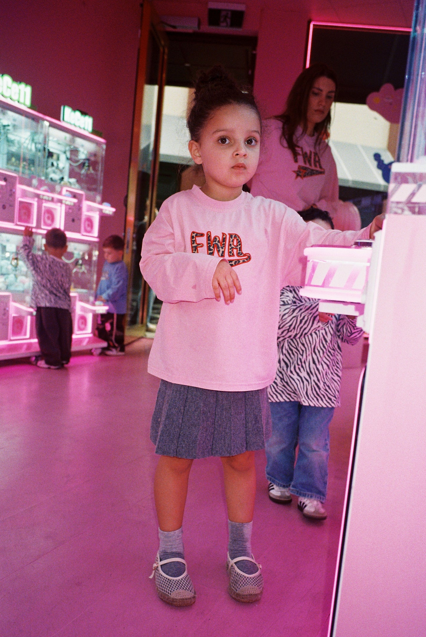 FWA Pinky Mini L/S